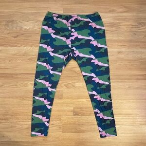 VENUS Green Blue Pink Camo Camouflage Women’s Leggings Size XL